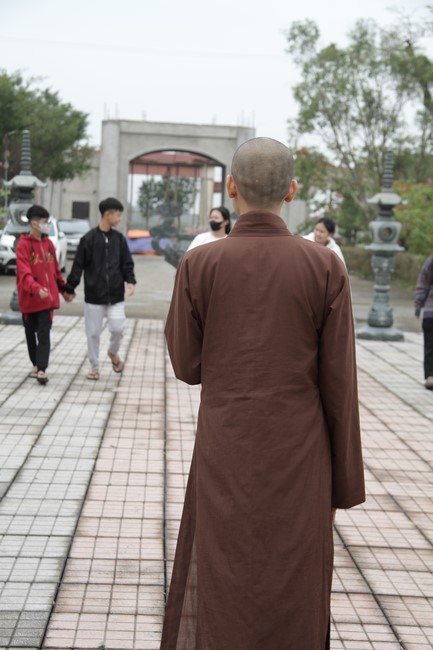 Youth towards Buddhism Retreat and Tea Meditation at Giai Lam pagoda, Ha Tinh