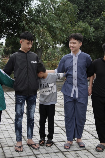 Youth towards Buddhism Retreat and Tea Meditation at Giai Lam pagoda, Ha Tinh
