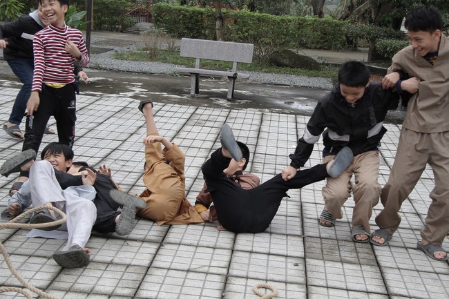 Youth towards Buddhism Retreat and Tea Meditation at Giai Lam pagoda, Ha Tinh