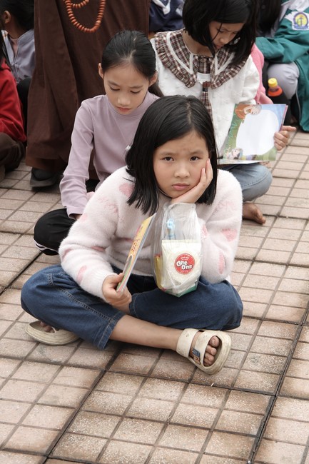 Youth towards Buddhism Retreat and Tea Meditation at Giai Lam pagoda, Ha Tinh
