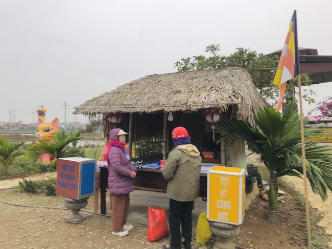 Chùa Đống Cao – Thanh Hóa: Khóa tu cuối năm - Lễ tất niên và trao quà tết