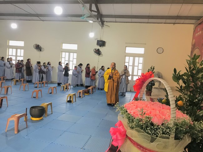 Year End Practice, a past year closing program, giving Tet gifts at Dong Cao pagoda