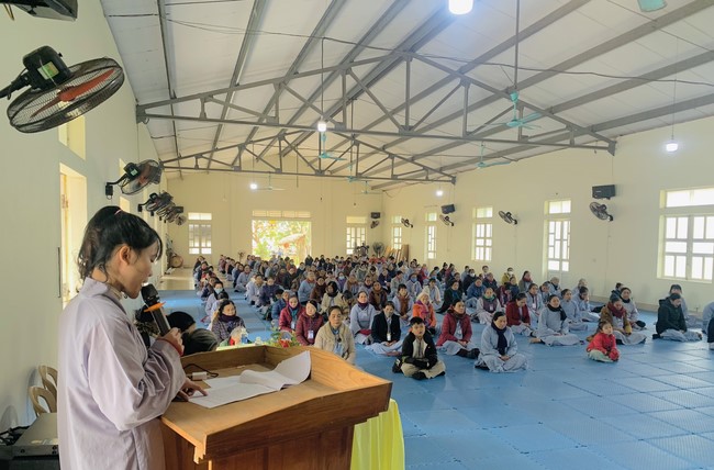 Year End Practice, a past year closing program, giving Tet gifts at Dong Cao pagoda