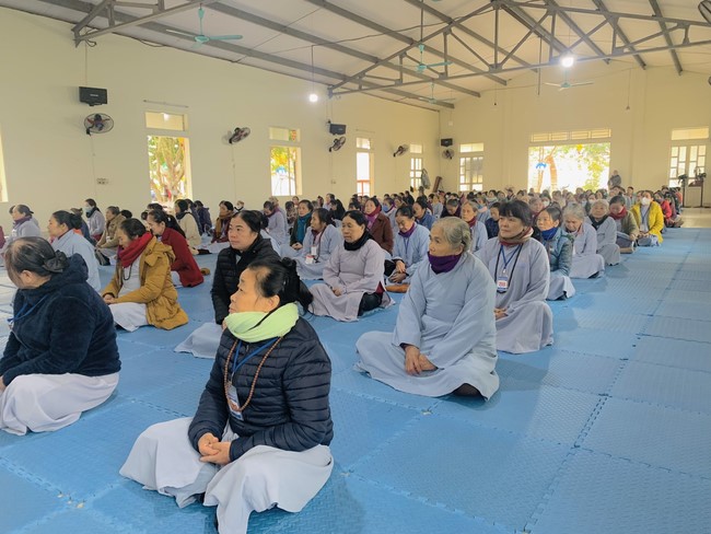 Year End Practice, a past year closing program, giving Tet gifts at Dong Cao pagoda