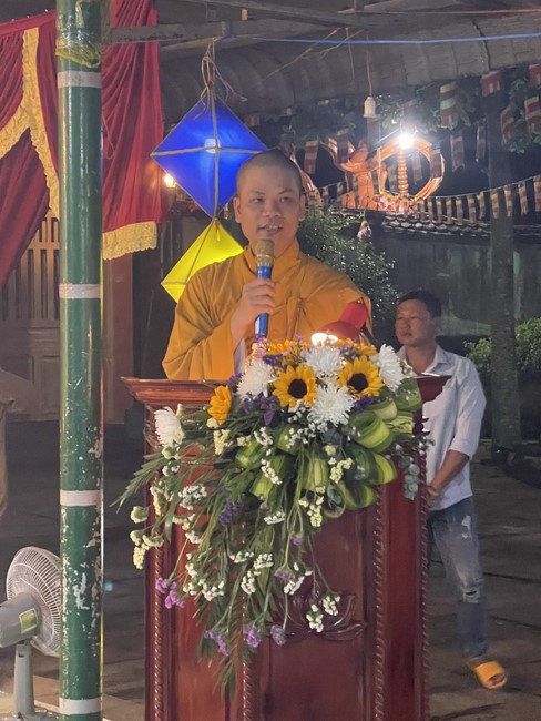 Chùa Nhất Pháp – Đồng Nai: Lễ Hoa đăng kỷ niệm đức Phật A Di Đà