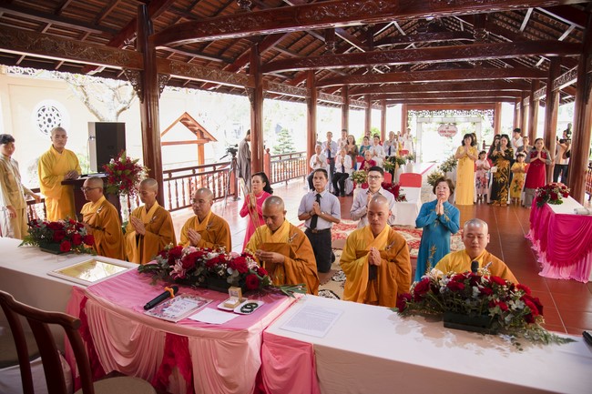 Wedding Ceremony at the pagoda