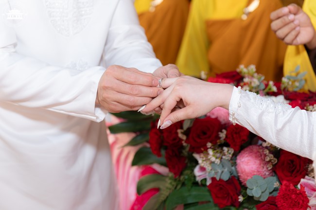 Wedding Ceremony at the pagoda