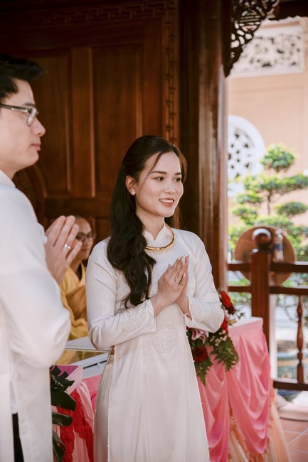 Wedding Ceremony at the pagoda