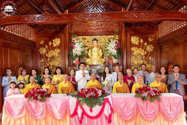 Wedding Ceremony at the pagoda