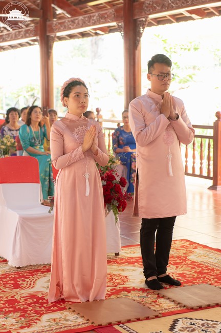 Wedding Ceremony at the pagoda