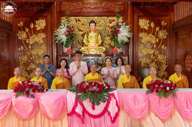 Wedding Ceremony at the pagoda