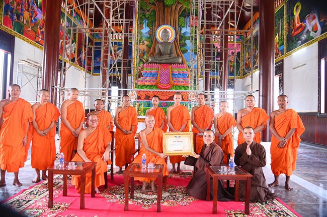 Quỹ đào tạo Tăng tài Ngộ Chân Tử cúng dường tại Học viện Phật giáo Nam Tông Khmer,  Cần Thơ.