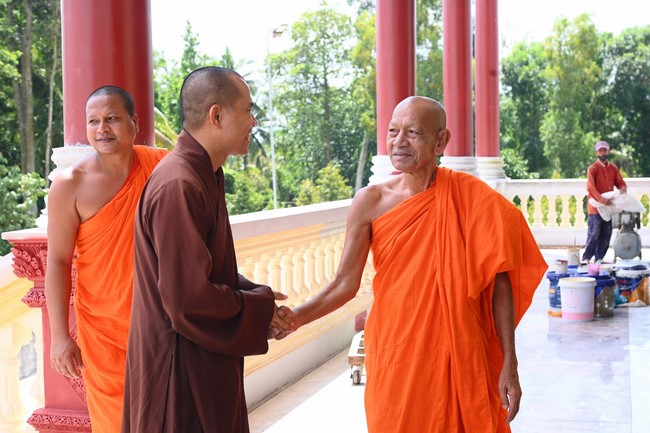 Quỹ đào tạo Tăng tài Ngộ Chân Tử cúng dường tại Học viện Phật giáo Nam Tông Khmer,  Cần Thơ.