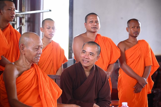 Quỹ đào tạo Tăng tài Ngộ Chân Tử cúng dường tại Học viện Phật giáo Nam Tông Khmer,  Cần Thơ.