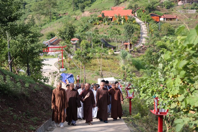 Chương Trình Giao Lưu Nhân Dân - Kết Tình Huynh Đệ Tại Khu Văn Hóa Tâm Linh Quỳnh Nhai Cam Lộ Tự - Phần 3: Tâm Linh, Gắn Kết và Tri Ân - Hành Trình Tại Quỳnh Nhai