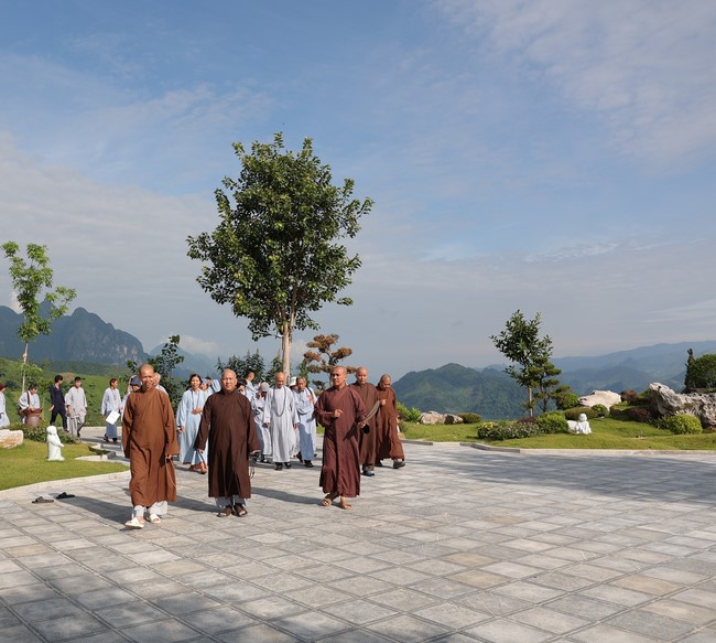 Chương Trình Giao Lưu Nhân Dân - Kết Tình Huynh Đệ Tại Khu Văn Hóa Tâm Linh Quỳnh Nhai Cam Lộ Tự - Phần 3: Tâm Linh, Gắn Kết và Tri Ân - Hành Trình Tại Quỳnh Nhai