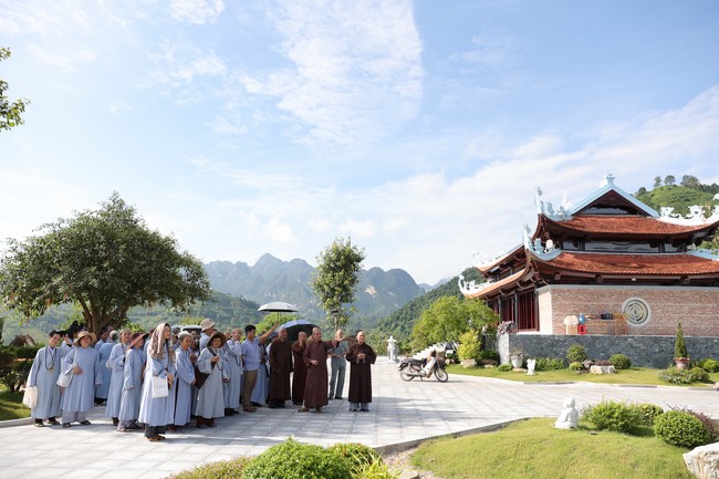 Chương Trình Giao Lưu Nhân Dân - Kết Tình Huynh Đệ Tại Khu Văn Hóa Tâm Linh Quỳnh Nhai Cam Lộ Tự - Phần 3: Tâm Linh, Gắn Kết và Tri Ân - Hành Trình Tại Quỳnh Nhai