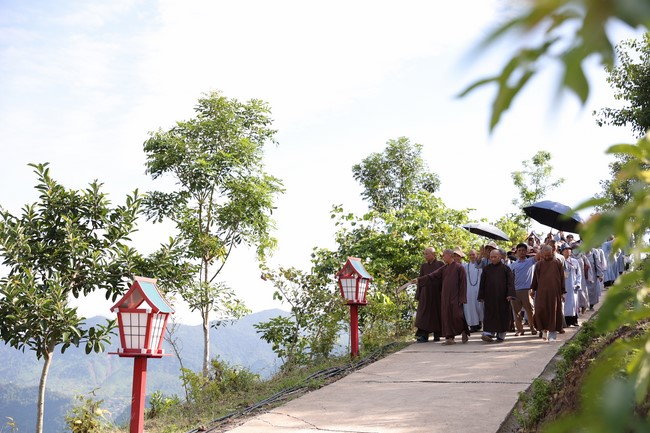 Chương Trình Giao Lưu Nhân Dân - Kết Tình Huynh Đệ Tại Khu Văn Hóa Tâm Linh Quỳnh Nhai Cam Lộ Tự - Phần 3: Tâm Linh, Gắn Kết và Tri Ân - Hành Trình Tại Quỳnh Nhai