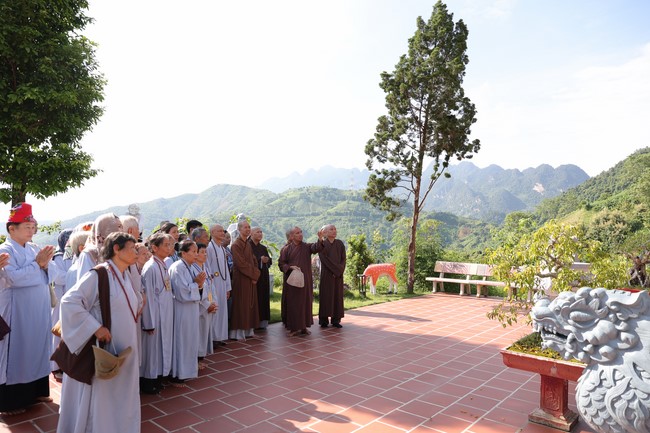 Chương Trình Giao Lưu Nhân Dân - Kết Tình Huynh Đệ Tại Khu Văn Hóa Tâm Linh Quỳnh Nhai Cam Lộ Tự - Phần 3: Tâm Linh, Gắn Kết và Tri Ân - Hành Trình Tại Quỳnh Nhai