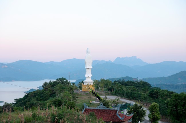 Part 2: Candlelight Memorial - Forever remaining love of People's Exchange Program - Connecting Brotherhood at the Quynh Nhai Cam Lo Spiritual Cultural Area