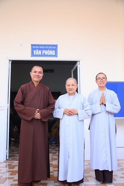 Quỹ đào tạo Tăng tài Ngộ Chân Tử cúng dường tại Trường Trung cấp Phật học tỉnh Đồng Tháp