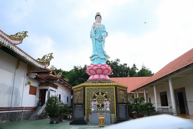 Quỹ đào tạo Tăng tài Ngộ Chân Tử cúng dường tại Trường Trung cấp Phật học tỉnh Đồng Tháp