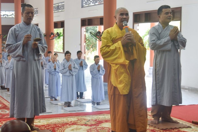 Chùa Đăng Pháp - Bình Phước: Khóa tu Một ngày an lạc