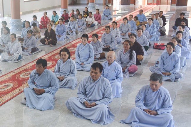 Chùa Đăng Pháp - Bình Phước: Khóa tu Một ngày an lạc