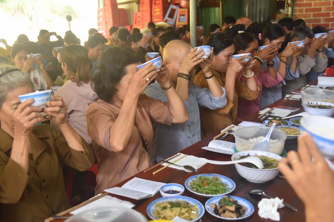 Chùa Đăng Pháp - Bình Phước: Khóa tu Một ngày an lạc