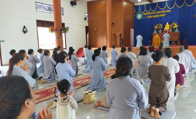 Chùa Đăng Pháp - Bình Phước: Khóa tu Một ngày an lạc