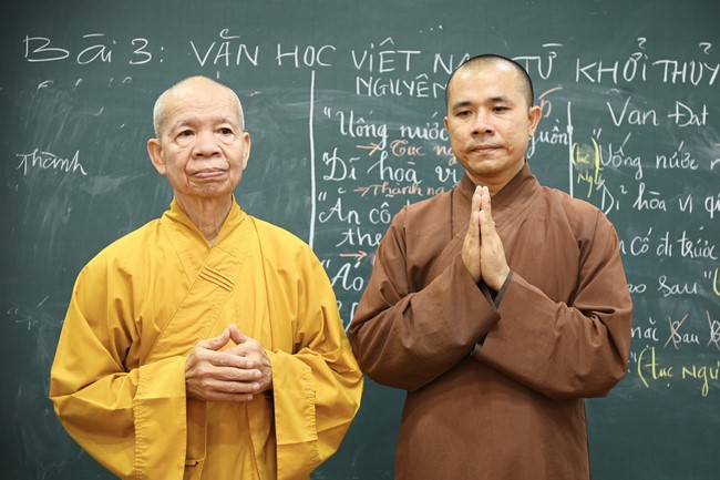 Quỹ đào tạo Tăng tài “Ngộ Chân Tử” cúng dường tại trường Trung cấp Phật học Sóc Trăng