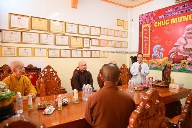 Quỹ đào tạo Tăng tài “Ngộ Chân Tử” cúng dường tại trường Trung cấp Phật học Sóc Trăng