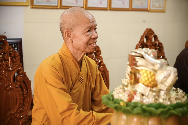 Quỹ đào tạo Tăng tài “Ngộ Chân Tử” cúng dường tại trường Trung cấp Phật học Sóc Trăng