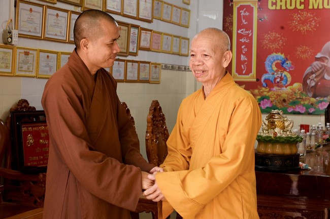 Quỹ đào tạo Tăng tài “Ngộ Chân Tử” cúng dường tại trường Trung cấp Phật học Sóc Trăng