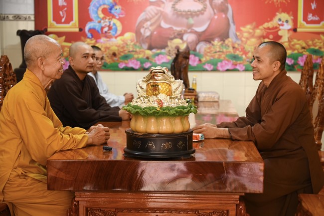 Quỹ đào tạo Tăng tài “Ngộ Chân Tử” cúng dường tại trường Trung cấp Phật học Sóc Trăng