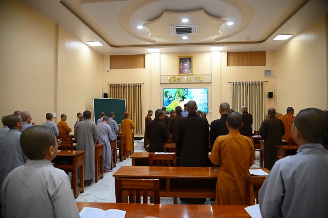 Quỹ đào tạo Tăng tài Ngộ Chân Tử cúng dường tại trường Trung cấp Phật học tỉnh Bạc Liêu.