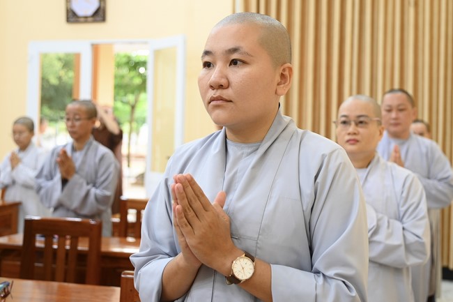 Quỹ đào tạo Tăng tài Ngộ Chân Tử cúng dường tại trường Trung cấp Phật học tỉnh Bạc Liêu.