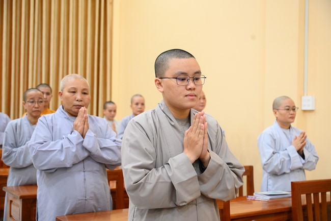 Quỹ đào tạo Tăng tài Ngộ Chân Tử cúng dường tại trường Trung cấp Phật học tỉnh Bạc Liêu.