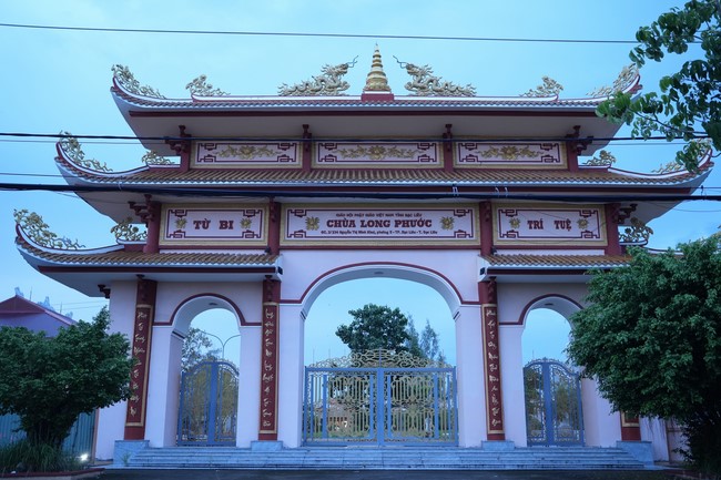 Quỹ đào tạo Tăng tài Ngộ Chân Tử cúng dường tại trường Trung cấp Phật học tỉnh Bạc Liêu.