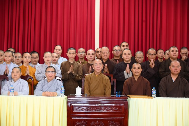 Quỹ đào tạo Tăng tài Ngộ Chân Tử cúng dường tại trường Trung cấp Phật học TP. Cần Thơ.