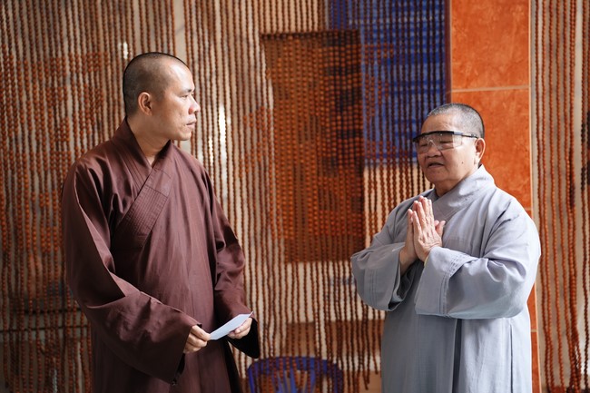 Quỹ đào tạo Tăng tài Ngộ Chân Tử cúng dường tại trường Trung cấp Phật học TP. Cần Thơ.