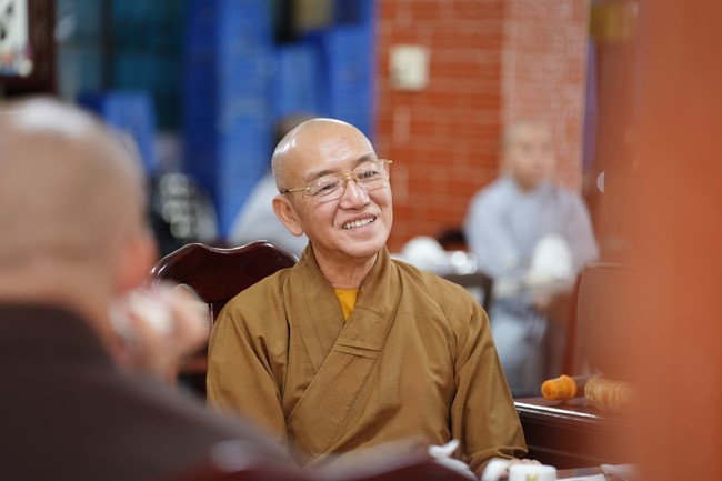 Quỹ đào tạo Tăng tài Ngộ Chân Tử cúng dường tại trường Trung cấp Phật học TP. Cần Thơ.