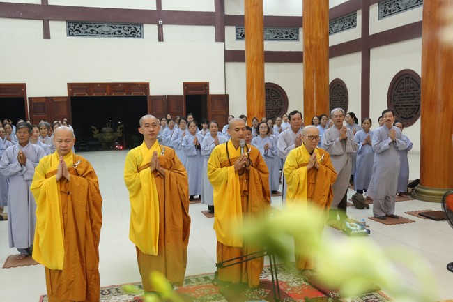 Hoang Phap pagoda Founder-Patriarch Death Anniversary at Giai Lam Pagoda, Ha Tinh Province.