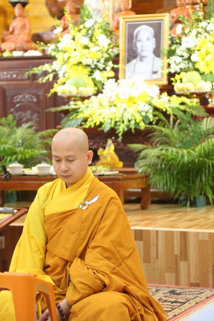 Hoang Phap pagoda Founder-Patriarch Death Anniversary at Giai Lam Pagoda, Ha Tinh Province.