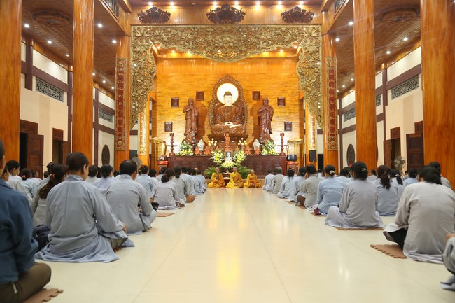 Hoang Phap pagoda Founder-Patriarch Death Anniversary at Giai Lam Pagoda, Ha Tinh Province.
