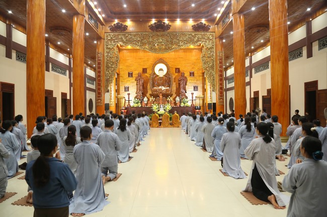 Hoang Phap pagoda Founder-Patriarch Death Anniversary at Giai Lam Pagoda, Ha Tinh Province.