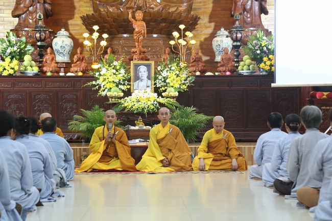 Hoang Phap pagoda Founder-Patriarch Death Anniversary at Giai Lam Pagoda, Ha Tinh Province.