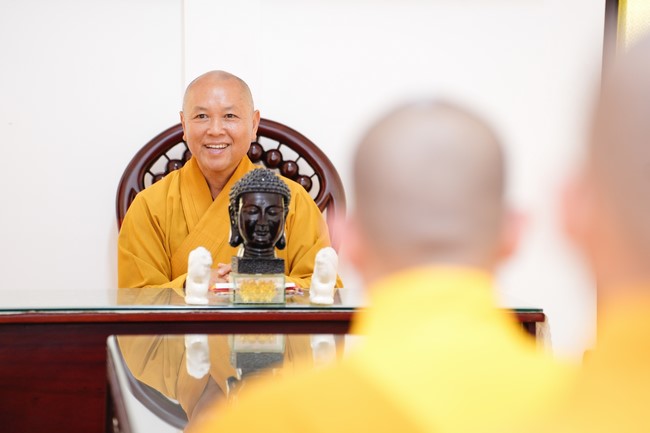 Paying homage to the Most Master and commemorating Hoang Phap Pagoda’s Founder by Monks, and Buddhists