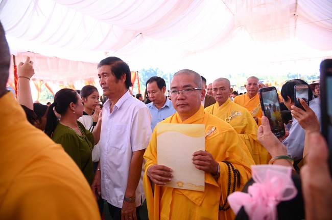 Abbot Appointment Ceremony of Dac Phap Pagoda in Đắk Nông