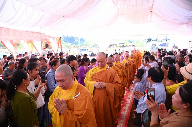 Abbot Appointment Ceremony of Dac Phap Pagoda in Đắk Nông